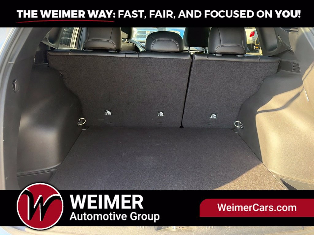 Used 2025 Jeep Compass Limited AWD/4WD image 10