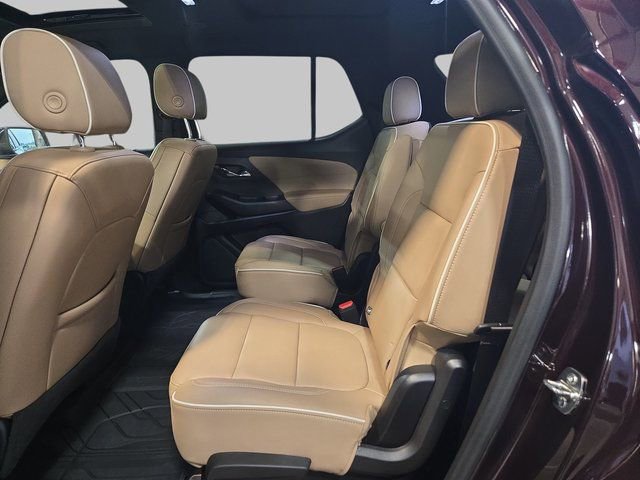 Used 2023 Chevrolet Traverse Premier image 17