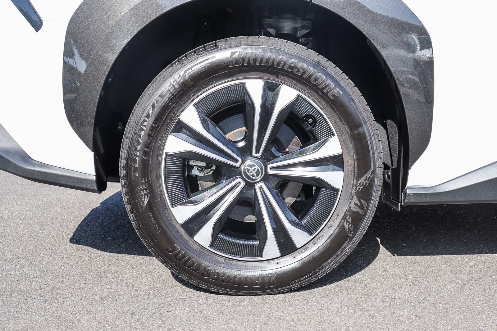 Used 2025 Toyota bZ4X FWD w/ Weather Package image 11