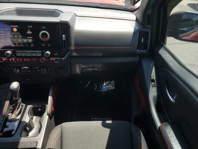 Used 2025 Nissan Frontier PRO-4X AWD/4WD image 18