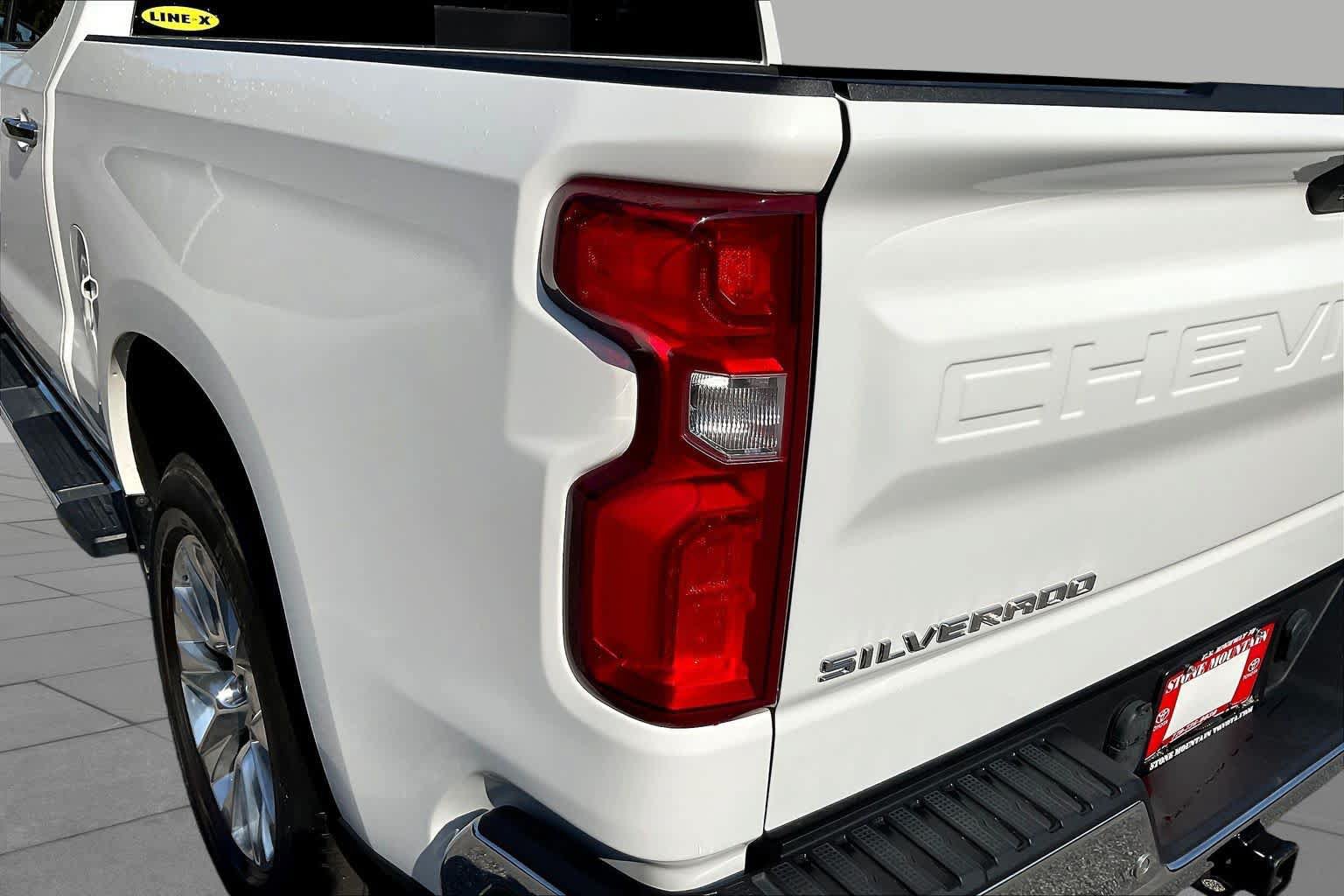 Used 2020 Chevrolet Silverado 1500 LTZ w/ LTZ Plus Package AWD/4WD image 28