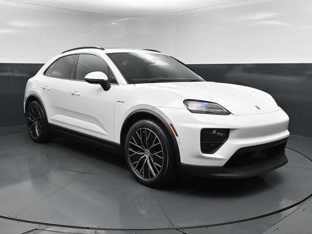 New 2026 Porsche Macan 4 Electric AWD/4WD image 12
