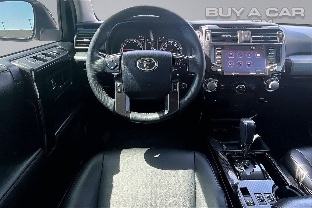 Used 2020 Toyota 4Runner Venture w/ Moonroof Package AWD/4WD image 5