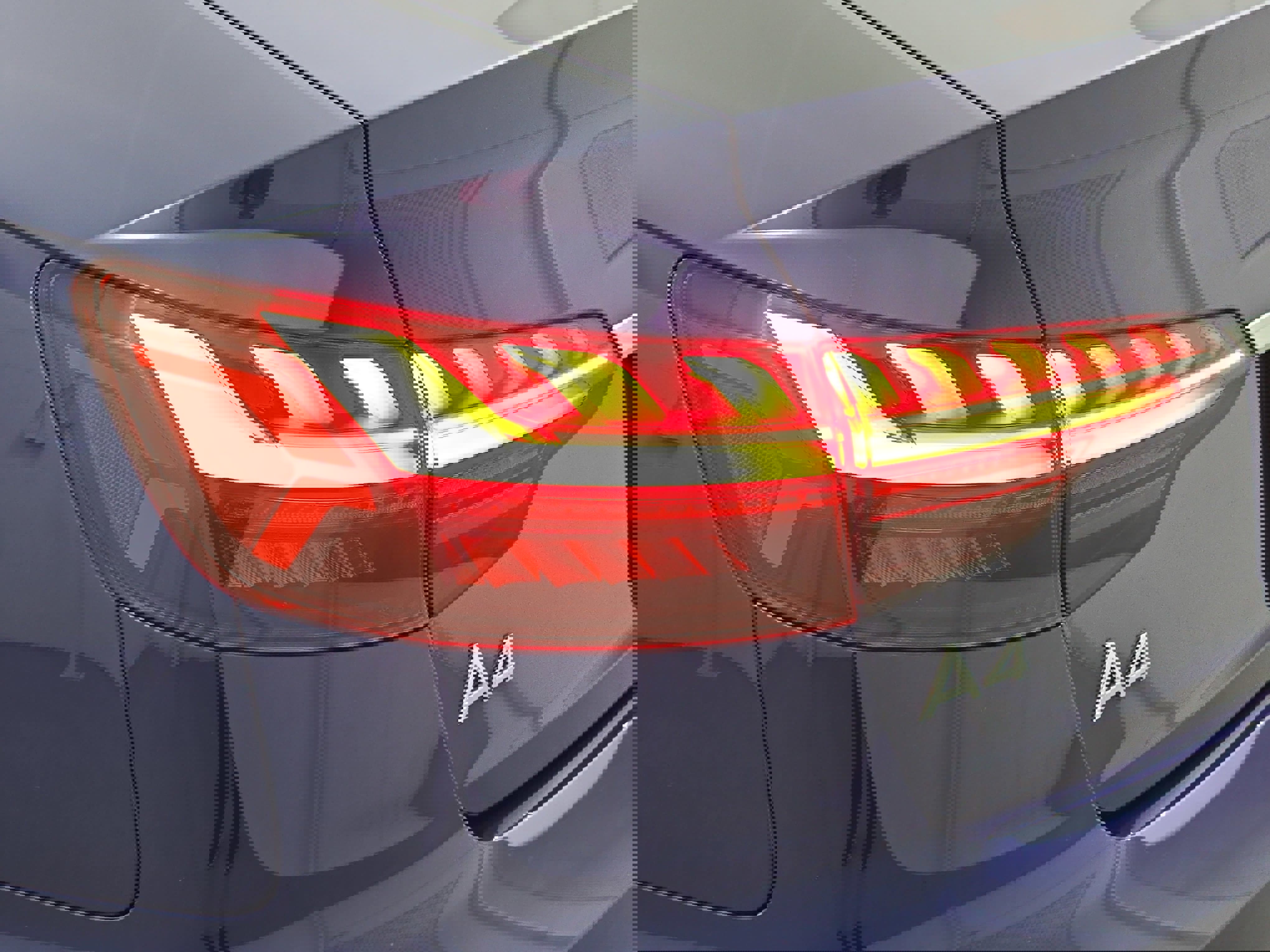 Used 2022 Audi A4 2.0T Premium w/ Convenience Package image 33