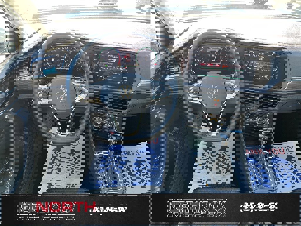 Used 2024 Volkswagen Jetta SEL image 14