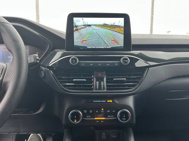 Used 2025 Ford Escape ST-Line AWD/4WD image 17