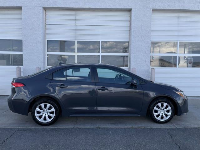 Used 2024 Toyota Corolla LE FWD image 1