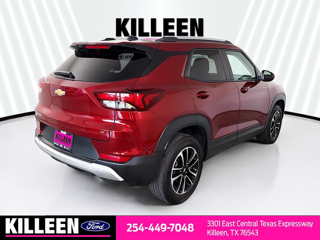 Used 2025 Chevrolet TrailBlazer LT AWD/4WD image 9