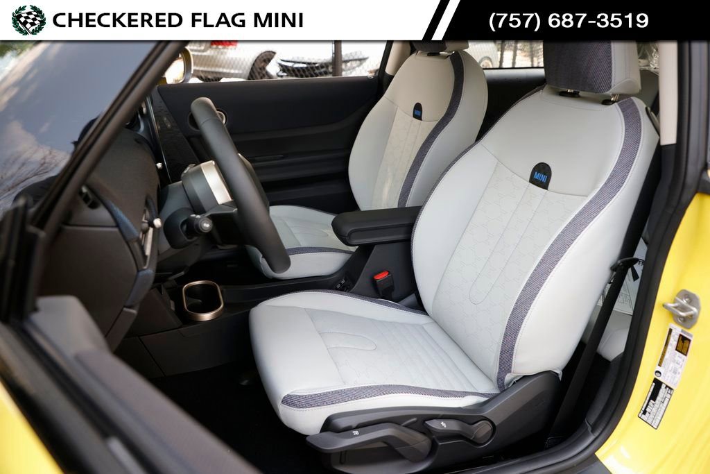 Used 2025 MINI Cooper S image 18