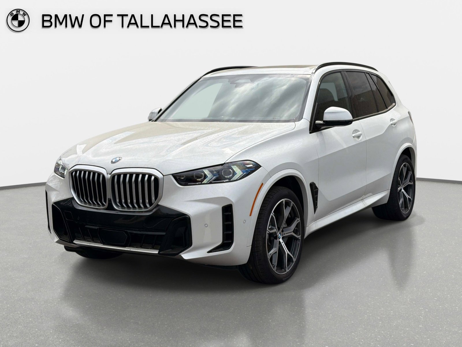 New 2026 BMW X5 sDrive40i w/ M Sport Package RWD image 1