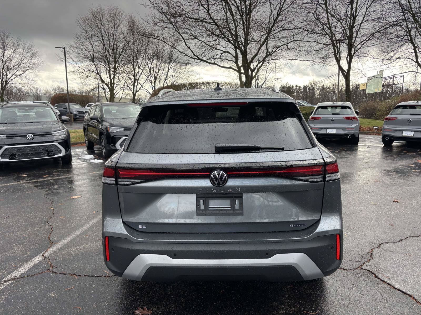 New 2026 Volkswagen Tiguan SE AWD/4WD image 6
