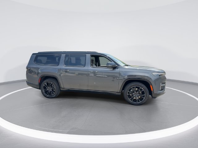 New 2026 Jeep Grand Wagoneer L Summit w/ Premium Group III AWD/4WD image 9