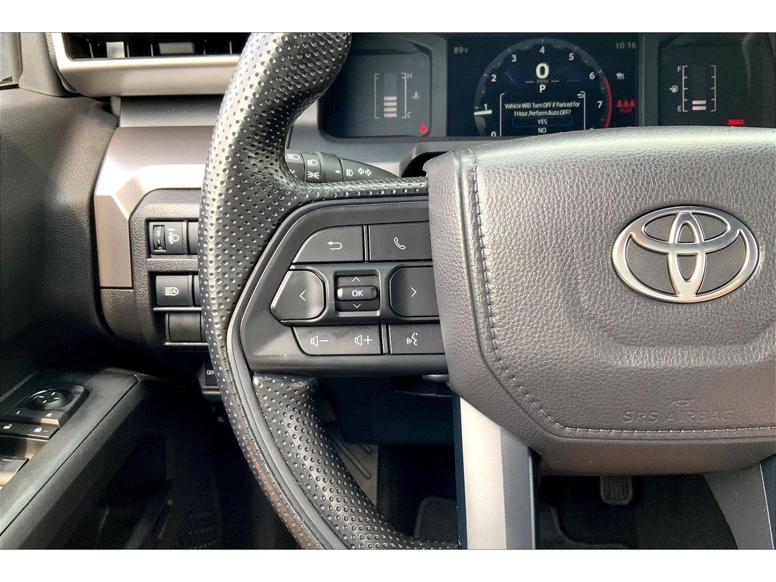 Used 2024 Toyota Tacoma SR5 AWD/4WD image 17