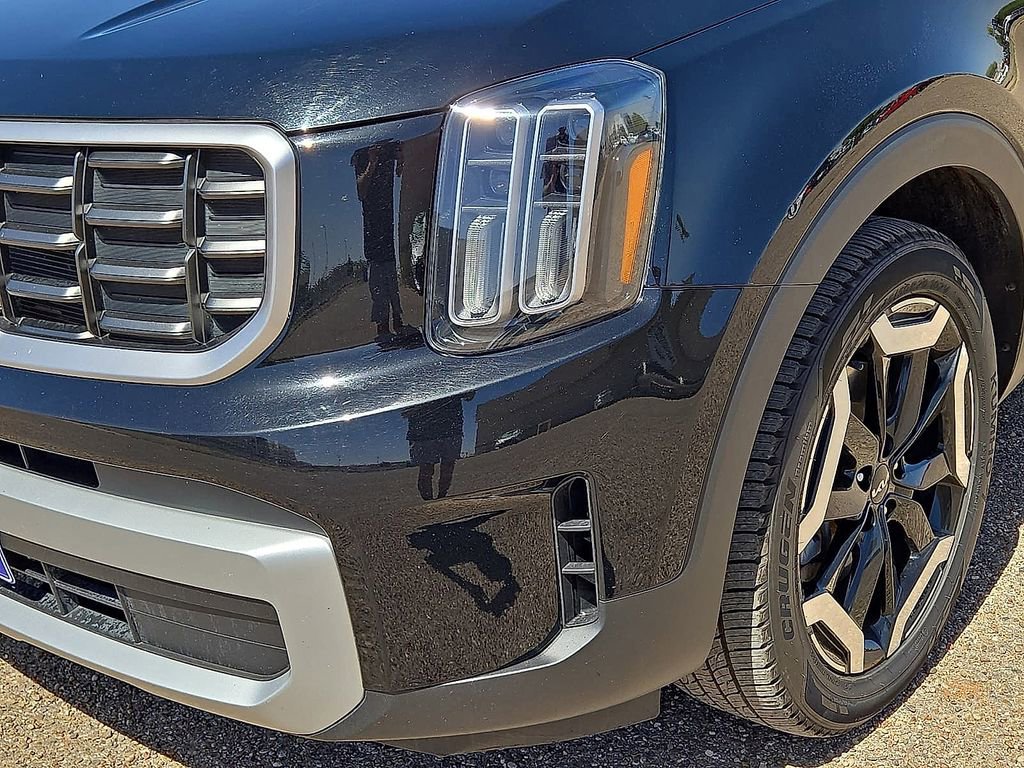 Used 2025 Kia Telluride S AWD/4WD image 9