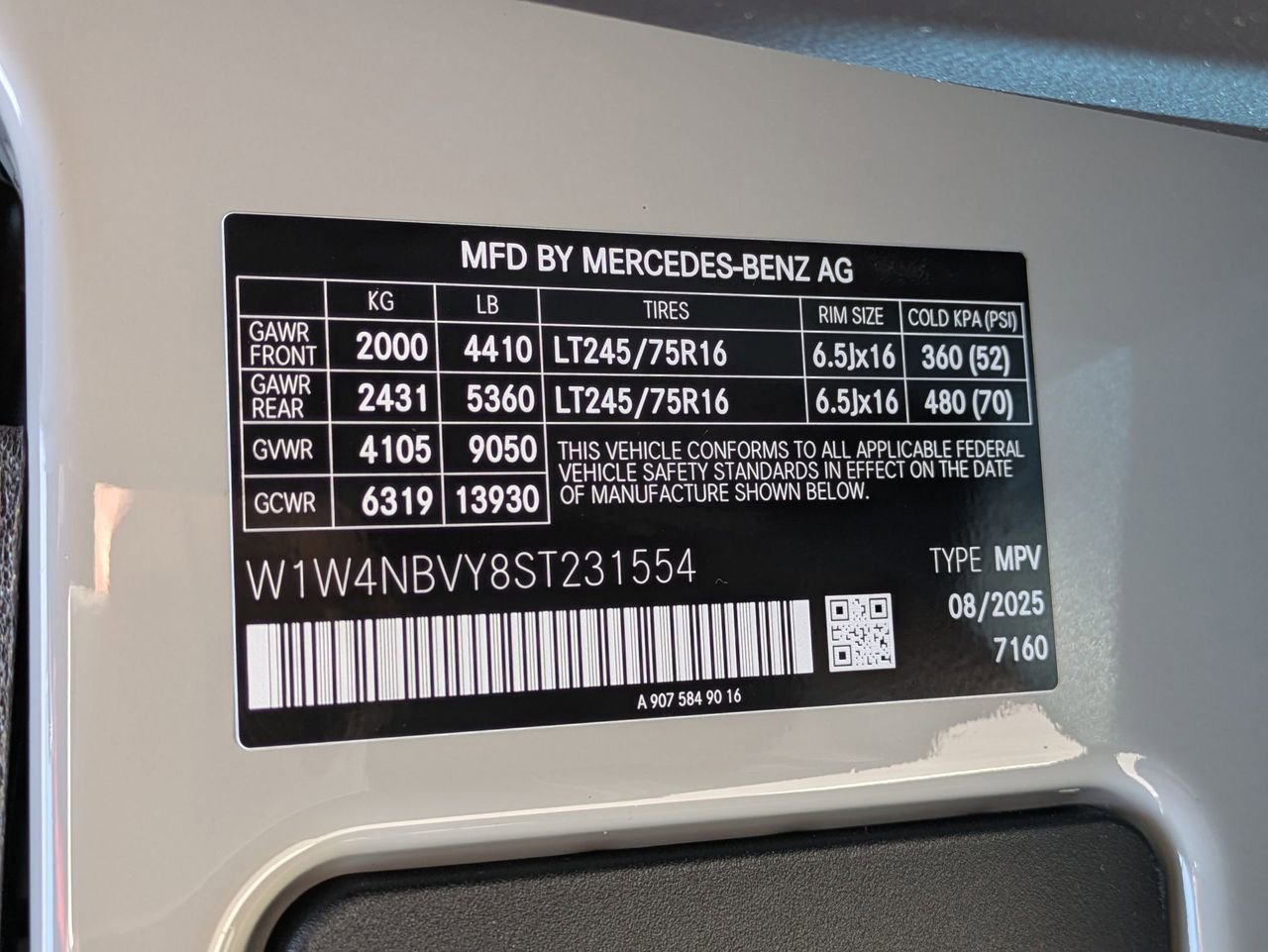 New 2025 Mercedes-Benz Sprinter 2500 image 14