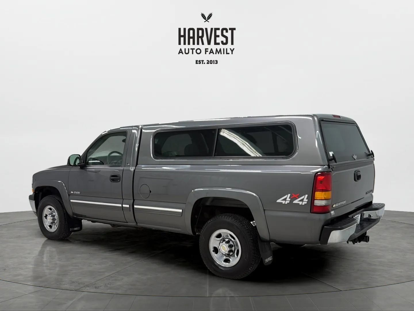 Used 1999 Chevrolet Silverado 2500 LS w/ Firm Ride Suspension Pkg AWD/4WD image 3