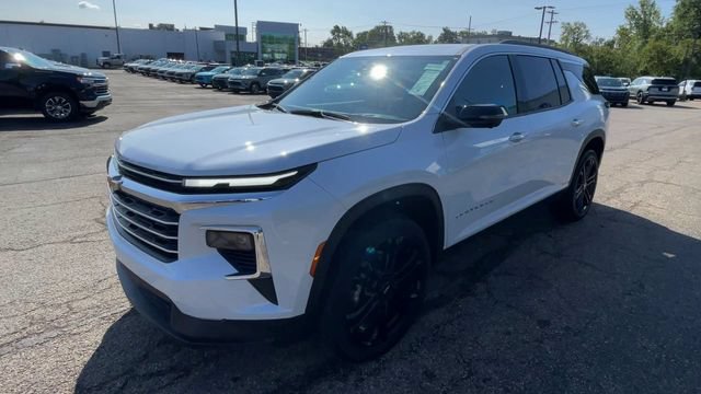 New 2026 Chevrolet Traverse LT w/ Driver Confidence Package AWD/4WD image 6