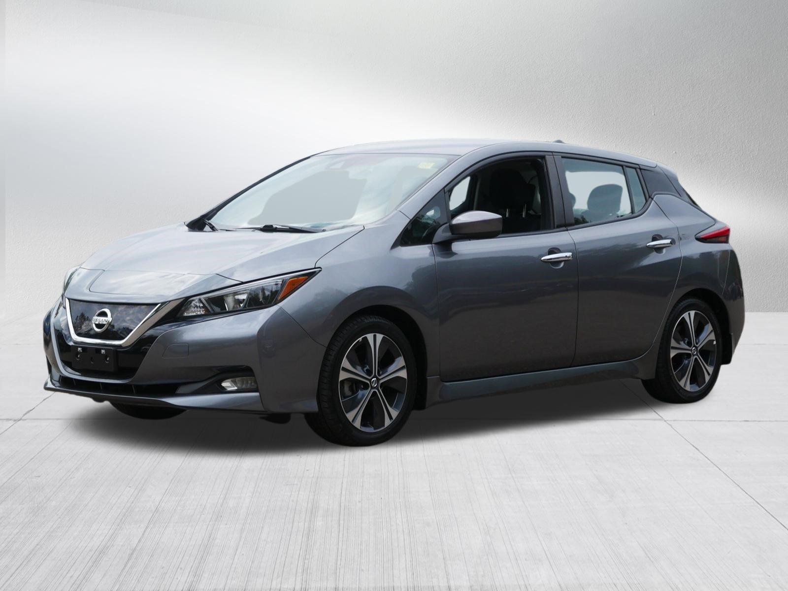 Certified 2021 Nissan Leaf SV FWD image 3
