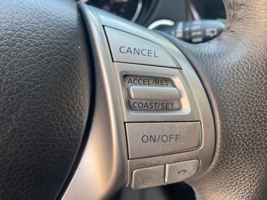 Used 2016 Nissan Rogue SL w/ SL Premium Package image 38