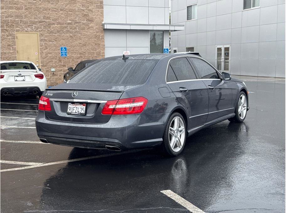 Used 2012 Mercedes-Benz E 350 Sedan image 5