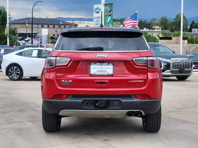 Used 2017 Jeep Compass Limited AWD/4WD image 6