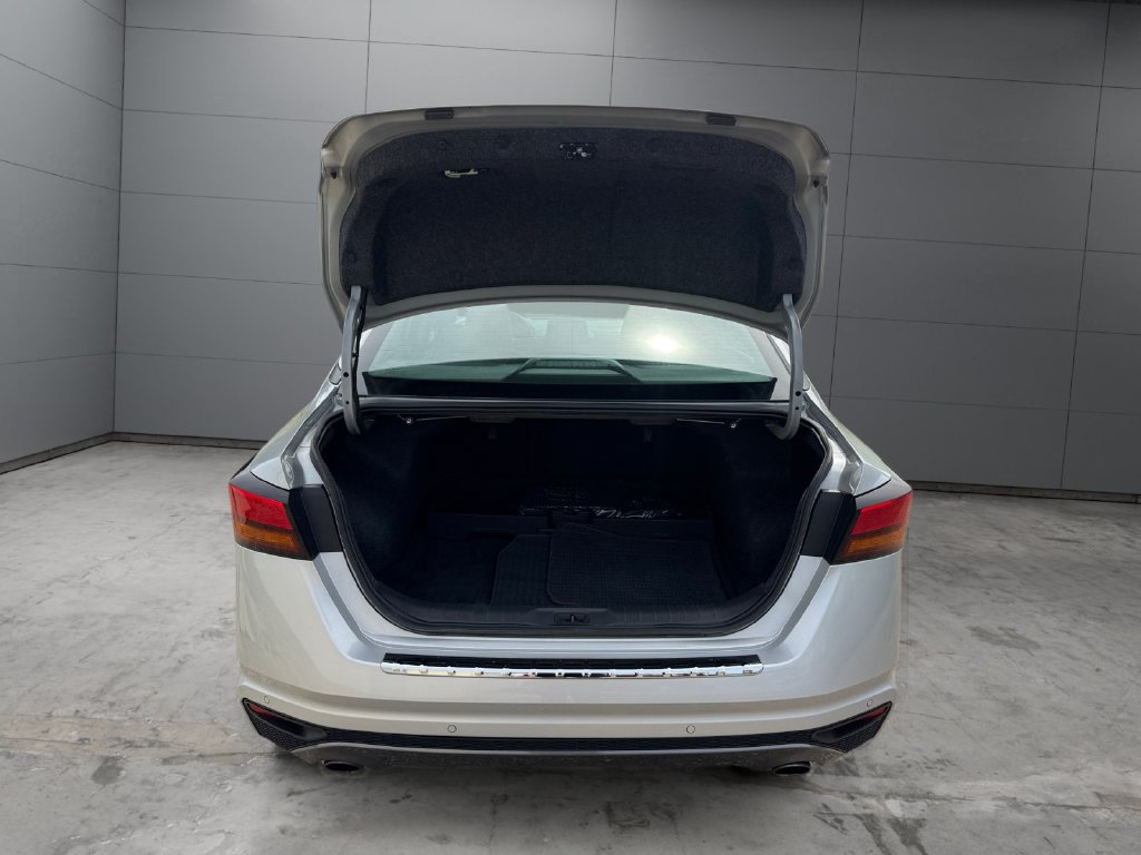 Used 2021 Nissan Altima 2.5 SR w/ SR Premium Package FWD image 19