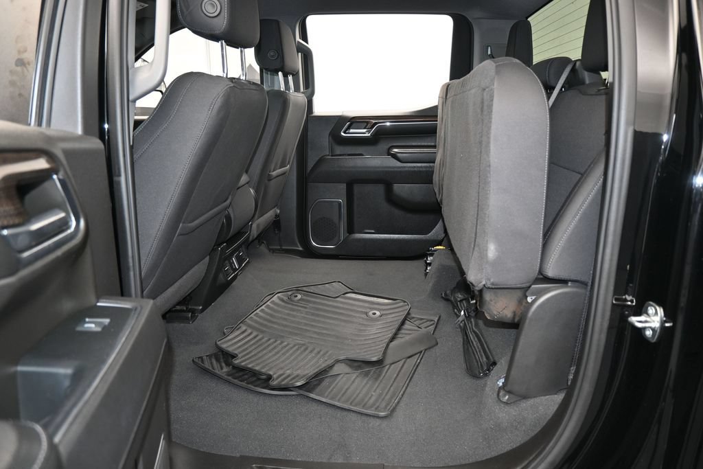 Used 2024 Chevrolet Silverado 1500 LT RWD image 33