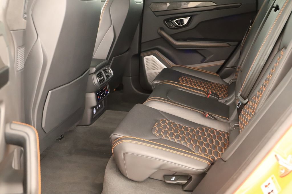 Used 2022 Lamborghini Urus image 28