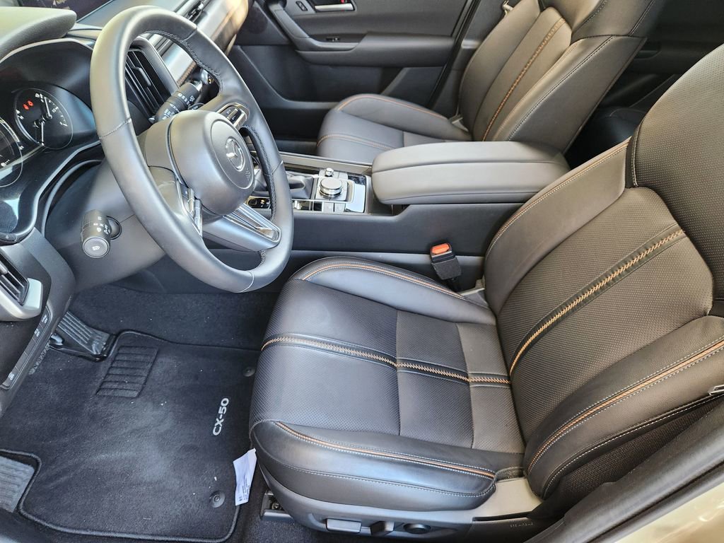 Used 2025 MAZDA CX-50 AWD 2.5 Turbo w/ Premium Pkg image 11