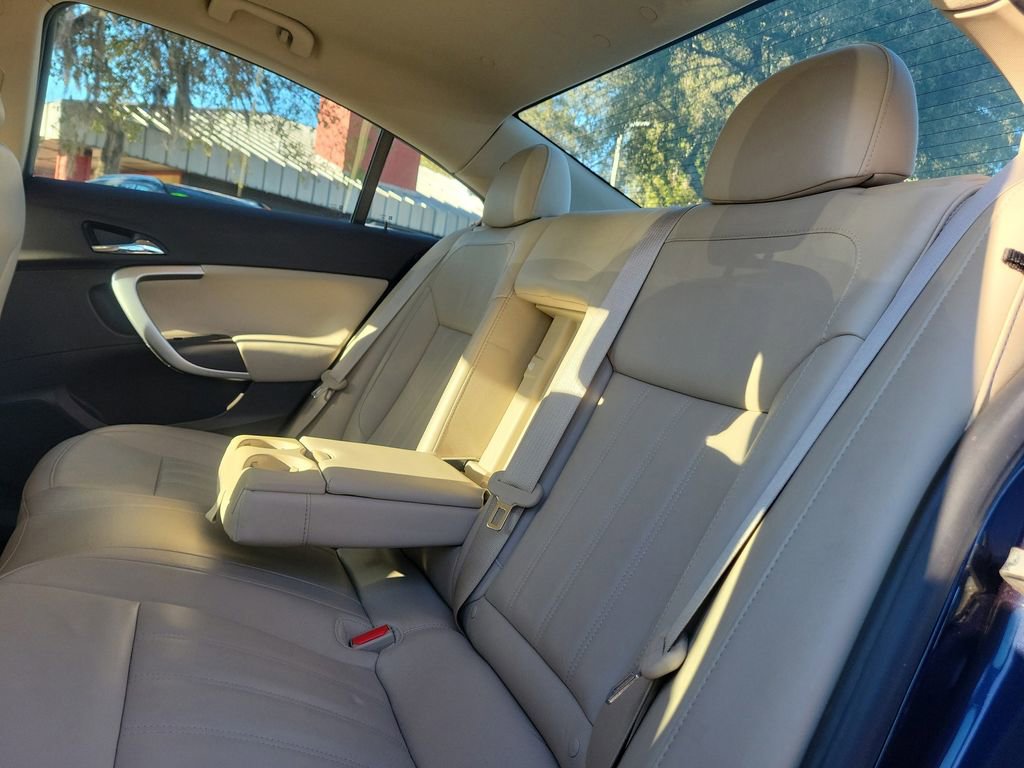 Used 2016 Buick Regal image 9