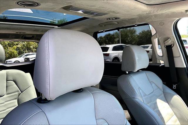 Used 2024 Kia Telluride SX Prestige w/ Towing Package image 22