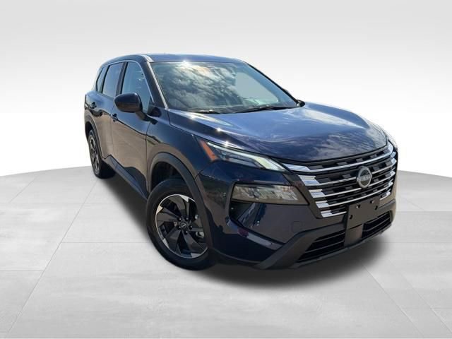 Used 2025 Nissan Rogue SV AWD/4WD image 3