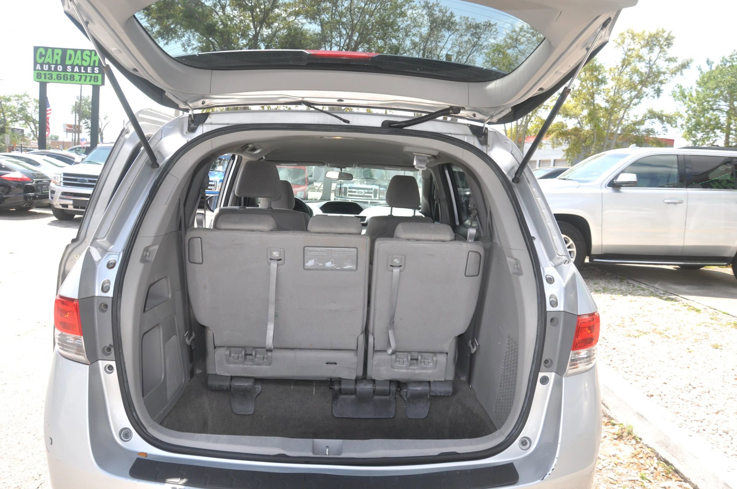 Used 2014 Honda Odyssey LX image 15