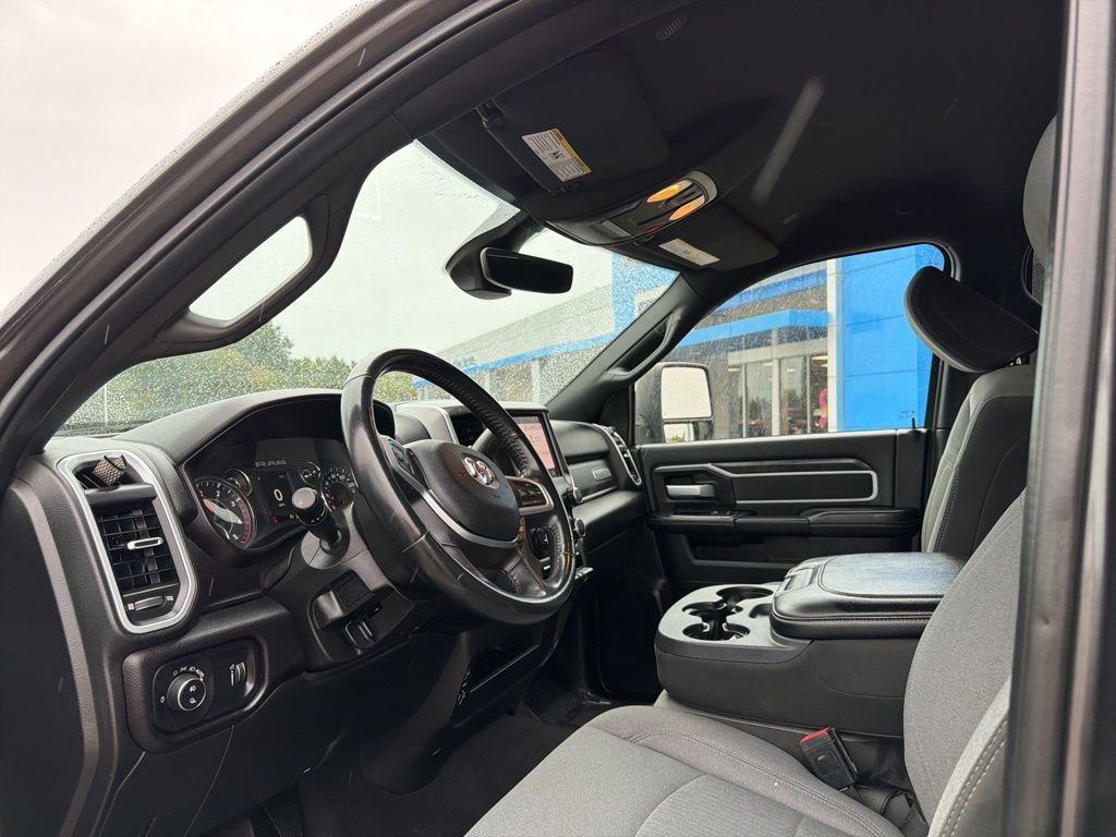 Used 2024 RAM 2500 Big Horn AWD/4WD image 14