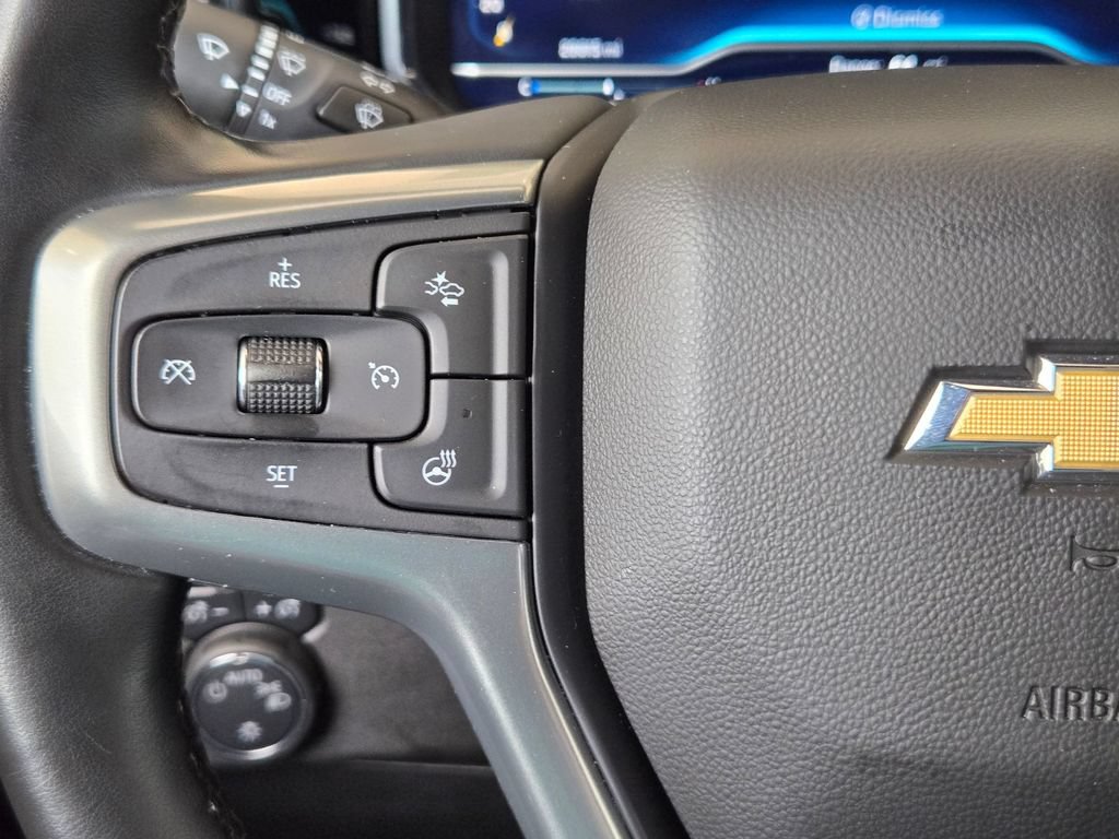 Used 2023 Chevrolet Silverado 1500 LT AWD/4WD image 21