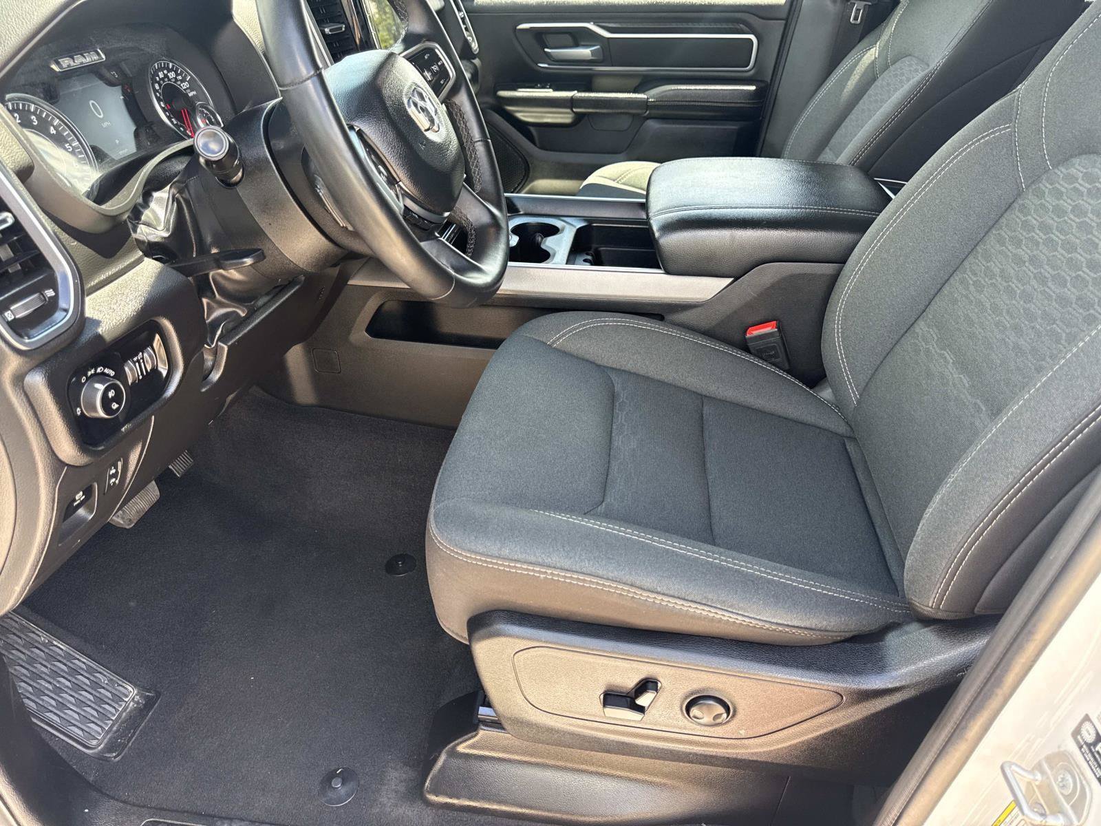 Used 2025 RAM 1500 Big Horn AWD/4WD image 15