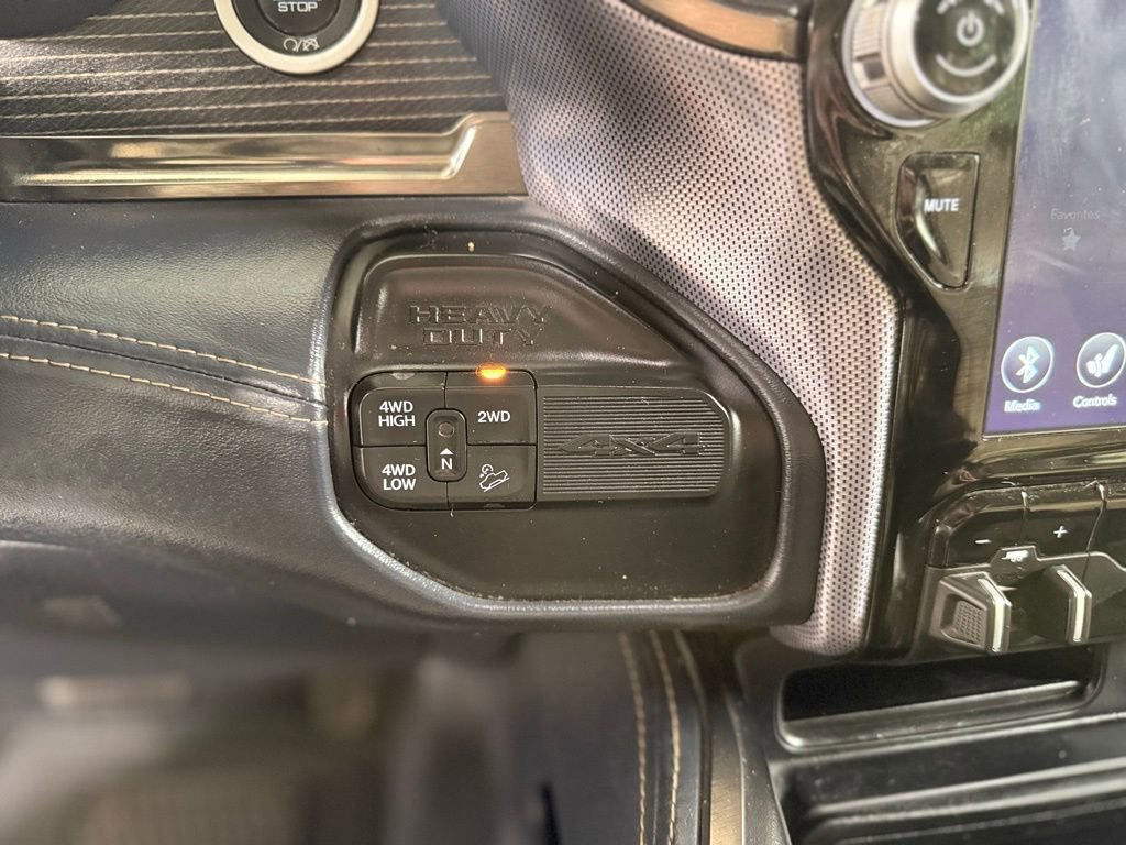 Used 2020 RAM 2500 Limited AWD/4WD image 19