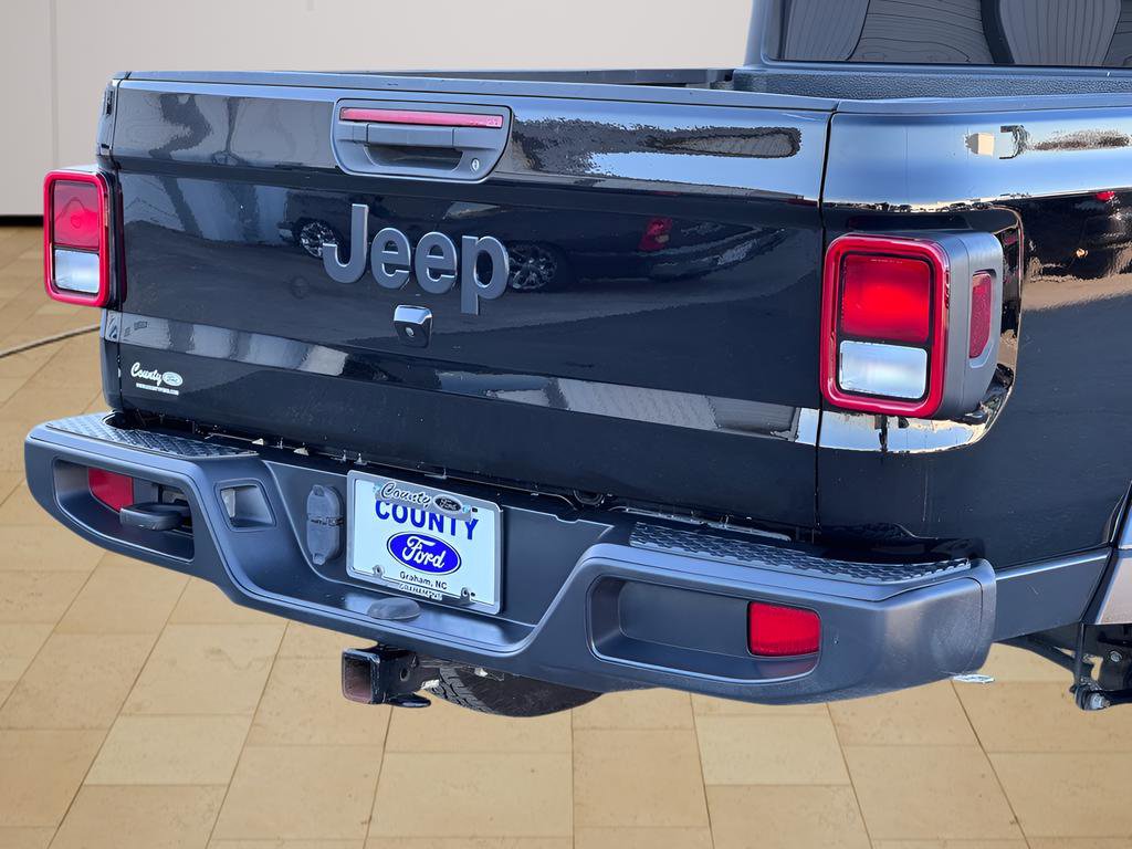 Used 2022 Jeep Gladiator Sport AWD/4WD image 42