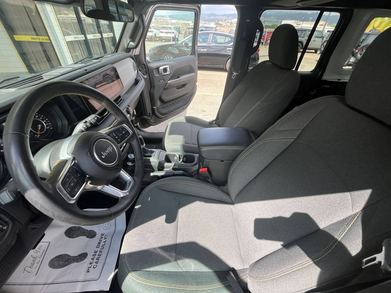Used 2025 Jeep Wrangler Unlimited Sahara AWD/4WD image 25