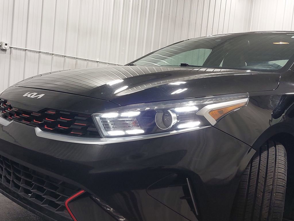 Used 2022 Kia Forte GT-Line image 31