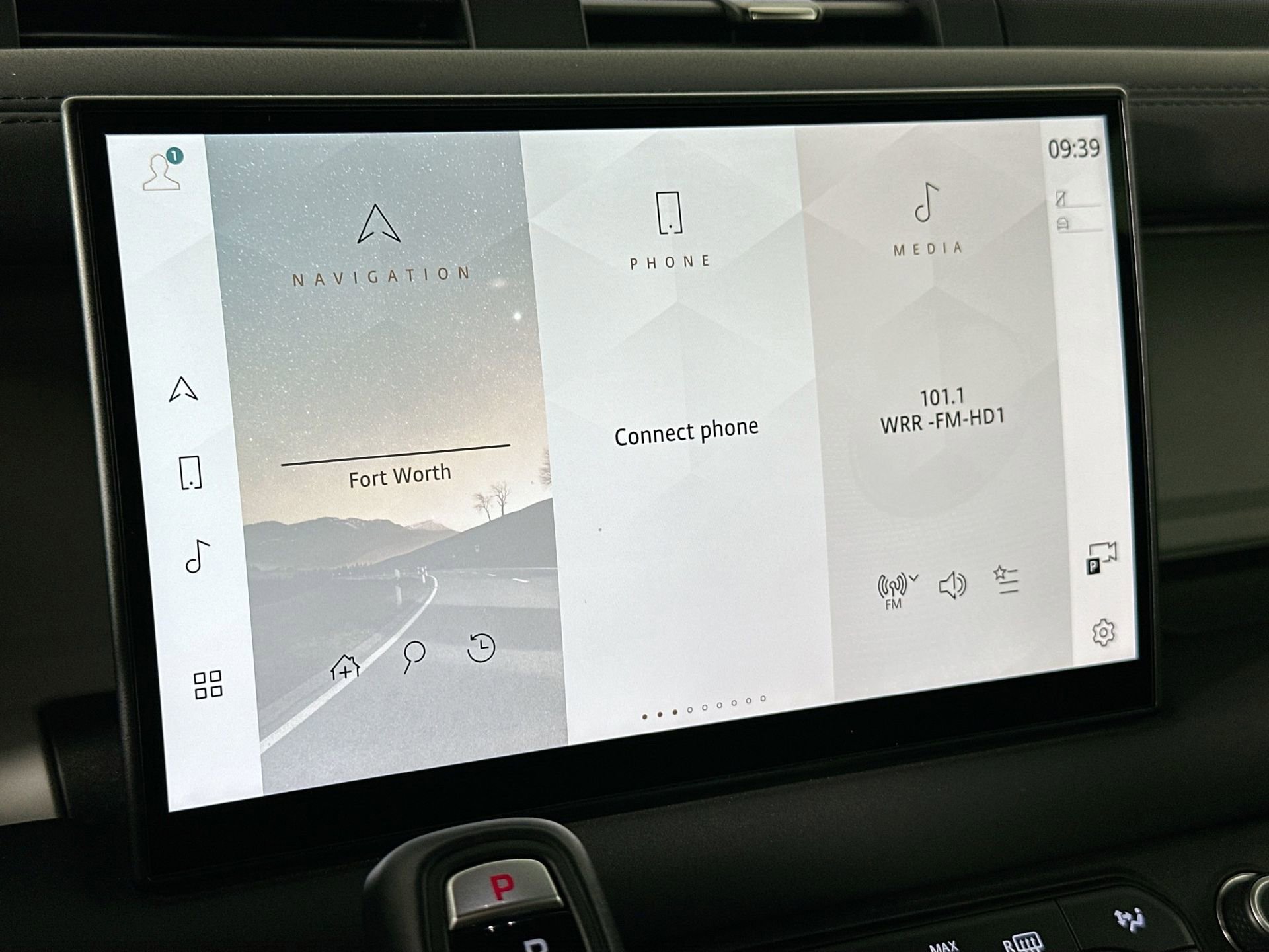 Certified 2024 Land Rover Defender 130 S image 17