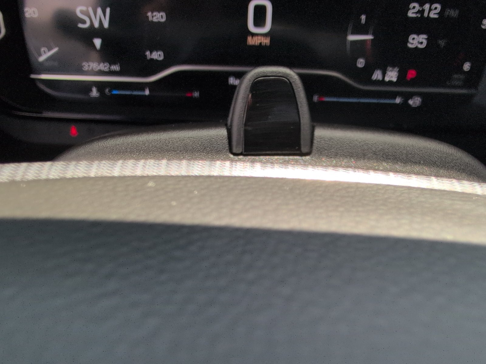 Used 2023 GMC Yukon Denali Ultimate AWD/4WD image 34