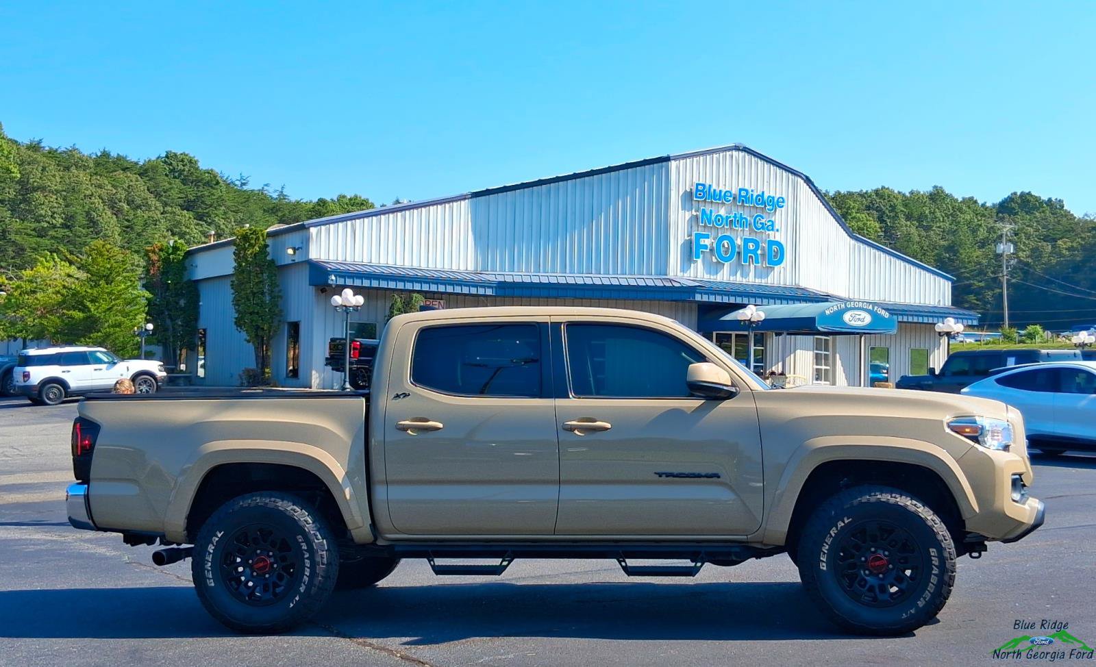 Used 2019 Toyota Tacoma SR5 RWD image 6