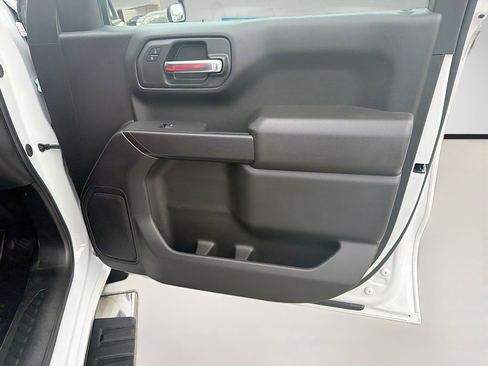 Used 2024 Chevrolet Silverado 1500 W/T w/ Z71 Off-Road Package image 32