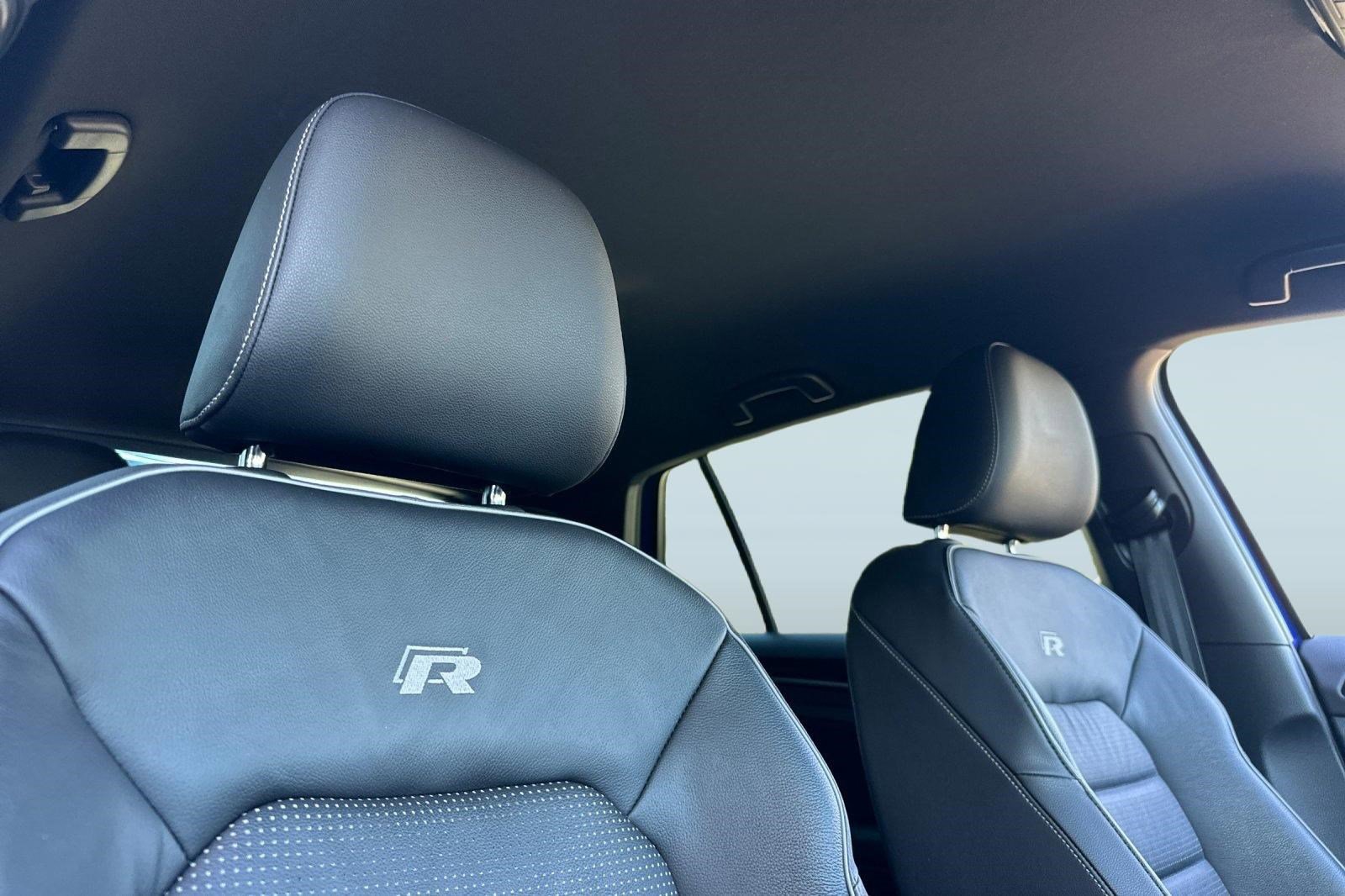 Used 2019 Volkswagen Golf R 4-Door image 26