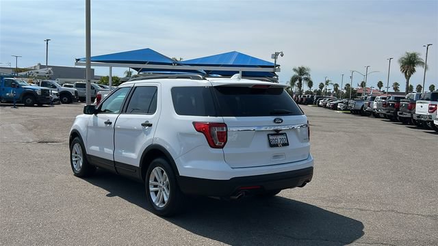 Certified 2017 Ford Explorer FWD image 5