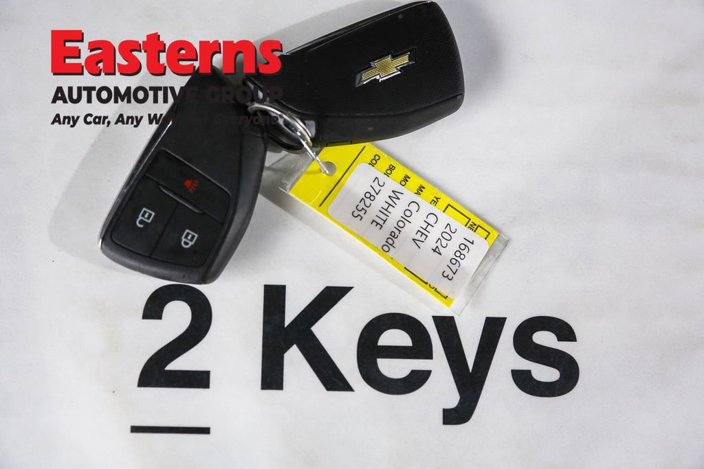 Used 2024 Chevrolet Colorado W/T w/ Technology Package image 25