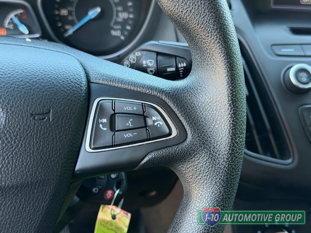 Used 2016 Ford Focus SE FWD image 24