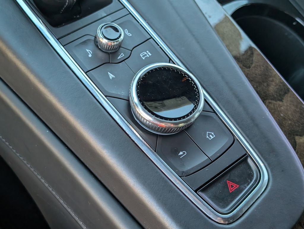 Certified 2023 Cadillac Escalade ESV Sport Platinum image 31