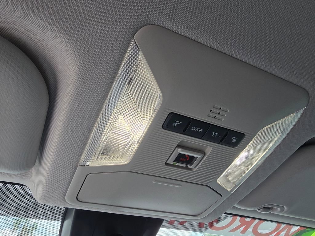 Used 2025 Toyota RAV4 LE image 25